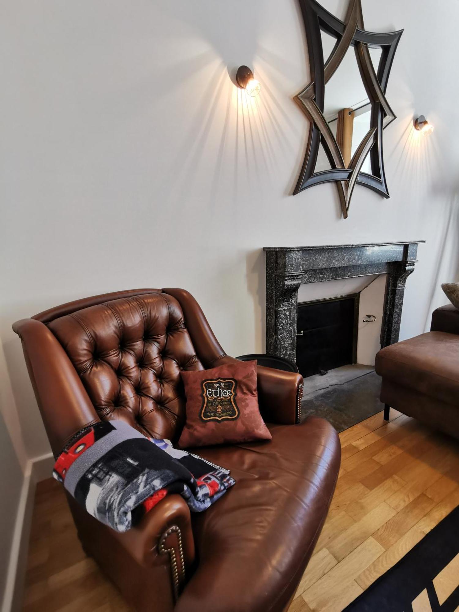 Appartement 3 Chambres Au Coeur Du Jura, Ideal Famille Salins-les-Bains Buitenkant foto